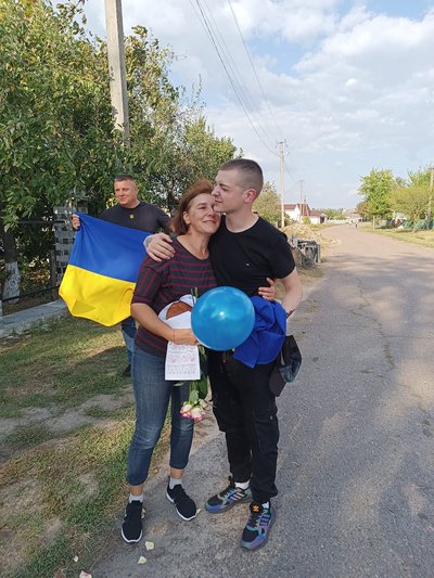 29 місяців у російському полоні: воїн з Житомирщини повернувся додому 29 місяців у російському полоні: воїн з Житомирщини повернувся додому