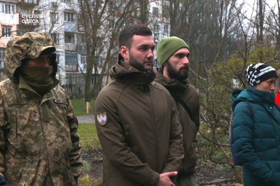 В одеській школі на честь загиблого військового відкрили меморіальну дошку В одеській школі на честь загиблого військового відкрили меморіальну дошку
