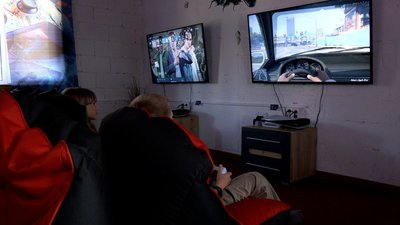 Дружина ветерана АТО розвиває сімейне ігрове кафе на Вінниччині Дружина ветерана АТО розвиває сімейне ігрове кафе на Вінниччині