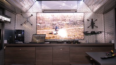 Мобільна школа FPV-дронів: третя штурмова навчатиме рівнян Мобільна школа FPV-дронів: третя штурмова навчатиме рівнян