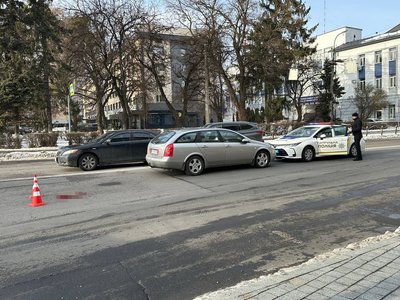 На переході у центрі Луцька авто збило 65-річного чоловіка На переході у центрі Луцька авто збило 65-річного чоловіка