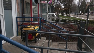 Через атаку РФ на Рівненщині запровадили графіки відключення світла Через атаку РФ на Рівненщині запровадили графіки відключення світла
