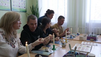 У Вінниці для оборонців провели майстер-клас з писанкарства У Вінниці для оборонців провели майстер-клас з писанкарства