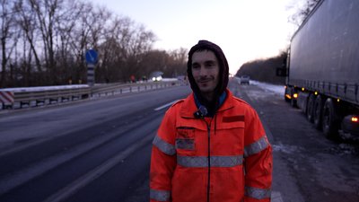 На Чернігівщині бійці ТрО збили російську ракету, уламки якої впали на трасі "Київ-Чернігів" На Чернігівщині бійці ТрО збили російську ракету, уламки якої впали на трасі "Київ-Чернігів"