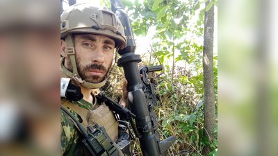 Матері Героя України Володимира Тодора з Рівненщини вручили "Золоту Зірку" Матері Героя України Володимира Тодора з Рівненщини вручили "Золоту Зірку"