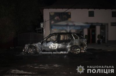 Один підпалив авто, інший — пошту: двом жителям Одещини повідомили про підозру Один підпалив авто, інший — пошту: двом жителям Одещини повідомили про підозру