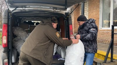 "Вторгували понад 800 тисяч гривень": волонтери на Рівненщині збирають вторсировину на підтримку ЗСУ "Вторгували понад 800 тисяч гривень": волонтери на Рівненщині збирають вторсировину на підтримку ЗСУ