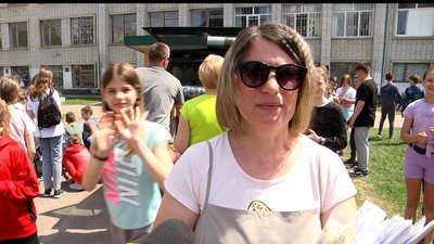 У Житомирі учні та вчителі ліцею №24 зібрали 350 тисяч гривень на автівку для ЗСУ