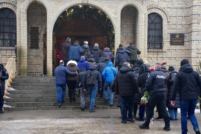 У Черкасах попрощалися із чотирма поліцейськими У Черкасах попрощалися із чотирма поліцейськими