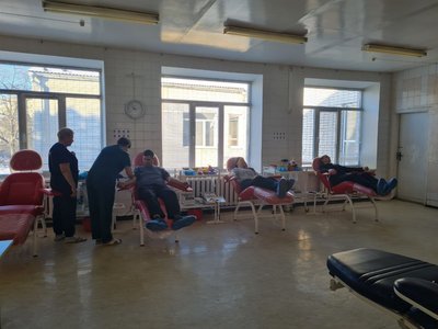 У Житомирі не вистачає донорів усіх груп крові: що розповідають медики і донори У Житомирі не вистачає донорів усіх груп крові: що розповідають медики і донори