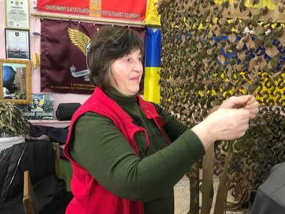 25 жінок і тисячі сіток: як працює волонтерський центр "Нескорені україночки" у Житомирі