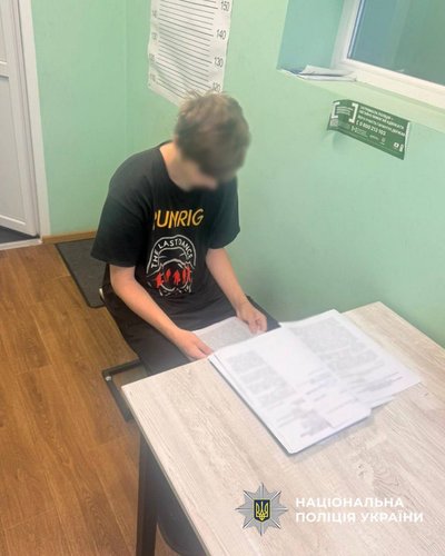 20-річного черкасця підозрюють у підпалі трьох авто за винагороду