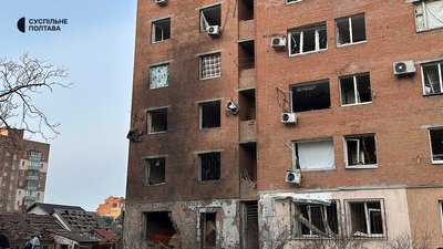 Обстріл Полтави: перші фото з місця події