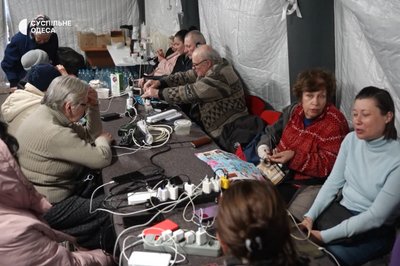 "Пакунки тепла" та мобільні пункти допомоги: як підтримували одеситів під час тривалого блекауту