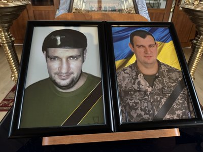 Загинув на Сумщині. У Херсоні попрощались з військовим Володимиром Колотілом Загинув на Сумщині. У Херсоні попрощались з військовим Володимиром Колотілом