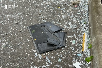 В Одесі внаслідок атаки РФ зруйнована квартира у багатоповерхівці: є травмовані В Одесі внаслідок атаки РФ зруйнована квартира у багатоповерхівці: є травмовані