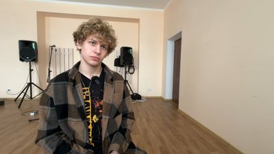 Молодіжний рок-гурт "Eterna" з Малина: від шкільної актової зали до фіналу всеукраїнського конкурсу Молодіжний рок-гурт "Eterna" з Малина: від шкільної актової зали до фіналу всеукраїнського конкурсу