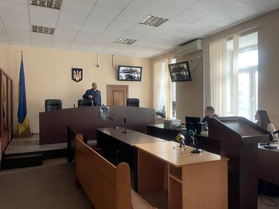 Суд обрав запобіжний захід колишньому командиру батальйону ТрО Києва Віктору Юшку Суд обрав запобіжний захід колишньому командиру батальйону ТрО Києва Віктору Юшку