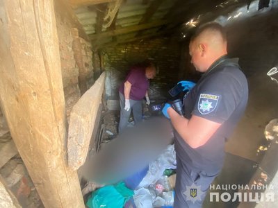 Переховувався у сусідній області: жителя Вінниччини підозрюють у вбивстві Переховувався у сусідній області: жителя Вінниччини підозрюють у вбивстві