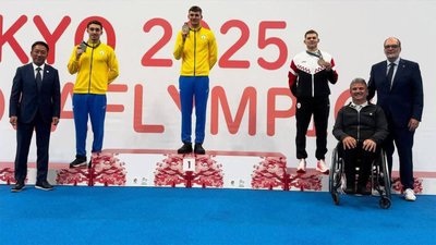 Плавець із Чернігівщини виборов одразу дві золоті медалі на XXV літніх Дефлімпійських іграх в Токіо Плавець із Чернігівщини виборов одразу дві золоті медалі на XXV літніх Дефлімпійських іграх в Токіо