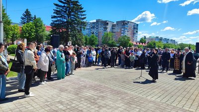 Алею надії, відкриття, Долина, Івано-Франківщина Алею надії, відкриття, Долина, Івано-Франківщина