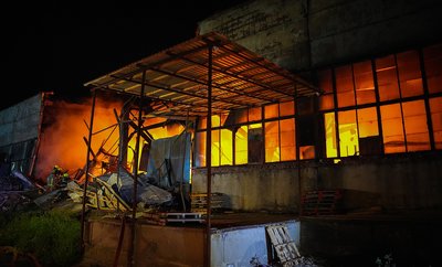 В Ужгороді сталася пожежа у складському приміщенні на вулиці Болгарській В Ужгороді сталася пожежа у складському приміщенні на вулиці Болгарській