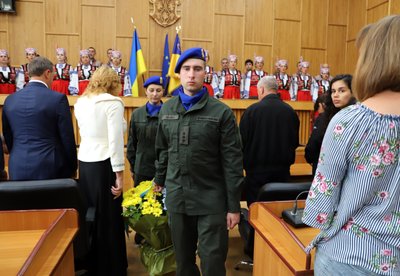 22 загиблим на війні ужгородцям надали звання "Почесний громадянин Ужгорода" 22 загиблим на війні ужгородцям надали звання "Почесний громадянин Ужгорода"