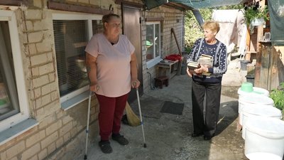 Наймолодшому – 6, найстаршому – 96: у селі Червоний Яр на Кіровоградщині 65% жителів відвідують місцеву бібліотеку Наймолодшому – 6, найстаршому – 96: у селі Червоний Яр на Кіровоградщині 65% жителів відвідують місцеву бібліотеку
