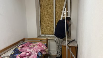 Понад 50 пацієнтів лікарні, на територію якої вдарила РФ, мали гостру реакцію на стрес Понад 50 пацієнтів лікарні, на територію якої вдарила РФ, мали гостру реакцію на стрес