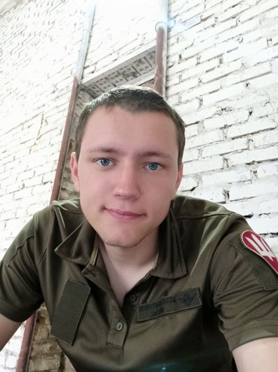«Не можна забувати, якою ціною»: історія дружини загиблого військового Євгена Цуканова із Полтавщини «Не можна забувати, якою ціною»: історія дружини загиблого військового Євгена Цуканова із Полтавщини