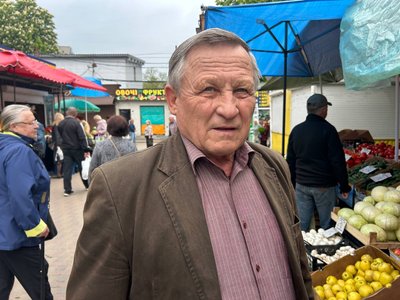Полуниця на Житньому ринку Житомира: що пропонують продавці та скільки коштує ягода Полуниця на Житньому ринку Житомира: що пропонують продавці та скільки коштує ягода