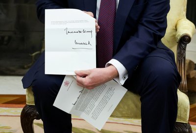 Стармер та Трамп проводять зустріч у Вашингтон Стармер та Трамп проводять зустріч у Вашингтон