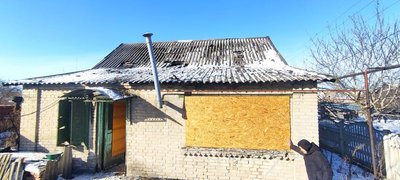 У Покровську ліквідують наслідки нічного обстрілу 13 лютого. Фото: Telegram / Покровська МВА У Покровську ліквідують наслідки нічного обстрілу 13 лютого. Фото: Telegram / Покровська МВА