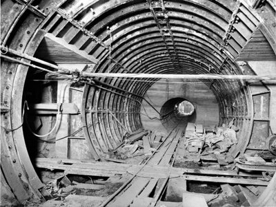Підземні тунелі в Лондоні, 1952 рік Підземні тунелі в Лондоні, 1952 рік