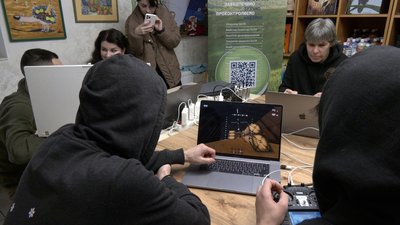 Керувати FPV-дроном на симуляторах вчили рівнян рекрутери 4 центру рекрутингу тероборони Керувати FPV-дроном на симуляторах вчили рівнян рекрутери 4 центру рекрутингу тероборони