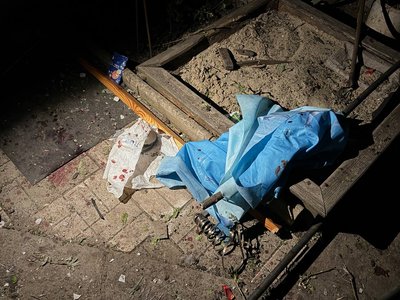Через атаку РФ по Дніпровському району пошкоджені будинки в дачному кооперативі: що кажуть очевидці події