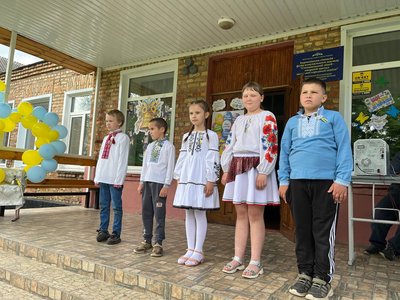 Назавжди останній: у школі на Черкащині більше не пролунає дзвоник Назавжди останній: у школі на Черкащині більше не пролунає дзвоник