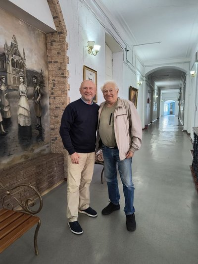 "Дружненько вивчали японську мову". Як родина із Сум евакуювалася в Японію "Дружненько вивчали японську мову". Як родина із Сум евакуювалася в Японію