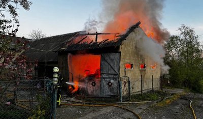 Пожежа, господарська будівля, рятувальники, Івано-Франківщина Пожежа, господарська будівля, рятувальники, Івано-Франківщина
