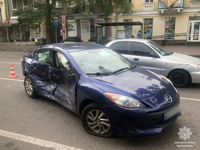 ДТП Одеса, розбите авто на дорозі ДТП Одеса, розбите авто на дорозі