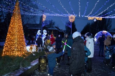 Торішні святкування у Добропіллі, 2021. Фото: Facebook / Добропільська міська рада