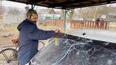 Зачепився за горіх та вибухнув: подробиці атаки "Шахедом" Малодівицької громади на Прилуччині Зачепився за горіх та вибухнув: подробиці атаки "Шахедом" Малодівицької громади на Прилуччині
