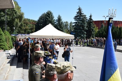 Прощання з військовим Олегом Мартинюком з Хмельниччини Прощання з військовим Олегом Мартинюком з Хмельниччини