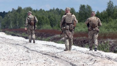 "Зуби дракона", мінні поля і протитанкові рови: як на Волині укріплений держкордон із Білоруссю "Зуби дракона", мінні поля і протитанкові рови: як на Волині укріплений держкордон із Білоруссю