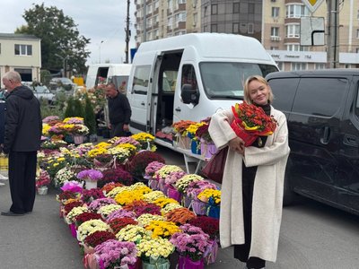 Від квітів та городини до готових страв: у Вінниці проходить сільськогосподарський ярмарок Від квітів та городини до готових страв: у Вінниці проходить сільськогосподарський ярмарок
