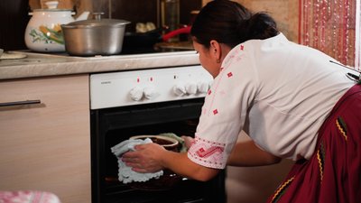 Суспільне Рівне розпочинає новий проєкт "Кулінарний спадок" про гастрономічну спадщину Рівненщини Суспільне Рівне розпочинає новий проєкт "Кулінарний спадок" про гастрономічну спадщину Рівненщини