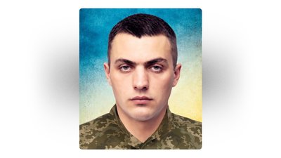 На Чернігівщині попрощалися з захисниками України Валерієм Юрченком та Леонідом Сиктимом На Чернігівщині попрощалися з захисниками України Валерієм Юрченком та Леонідом Сиктимом