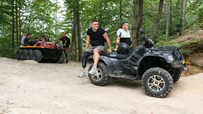 Похід військових з протезами на скелі Протяте Каміння Похід військових з протезами на скелі Протяте Каміння