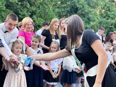 Майже 13 тисяч школярів пішли у перший клас на Закарпатті