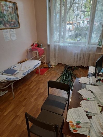 Через атаку "шахедів" в Одесі зазнала пошкоджень жіноча консультація Через атаку "шахедів" в Одесі зазнала пошкоджень жіноча консультація